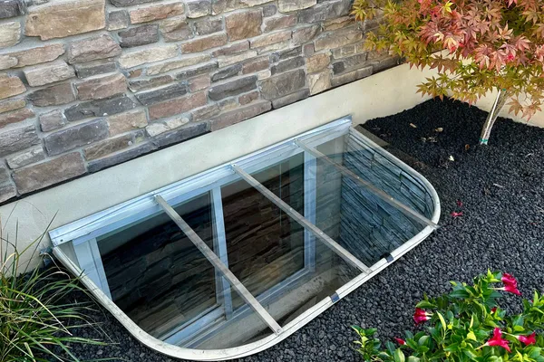 Polycarbonate Window Well Cover